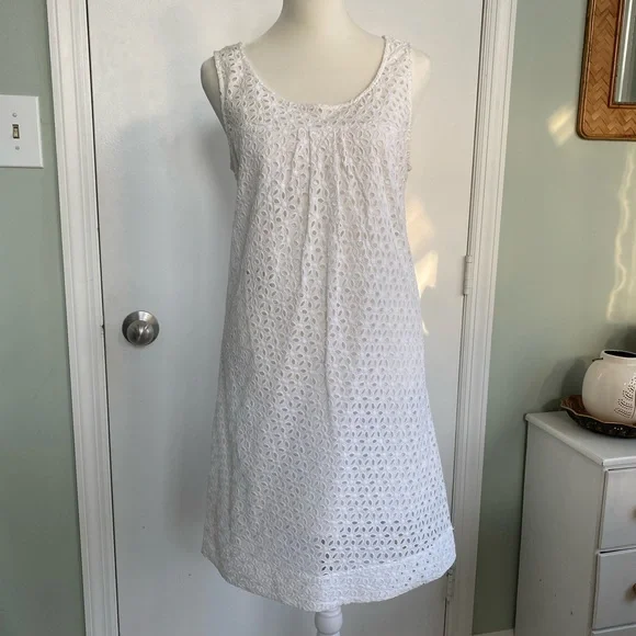 white christmas dresses Entro Pine Eyelet Cotton Short Sleeve Mini Shift Dress